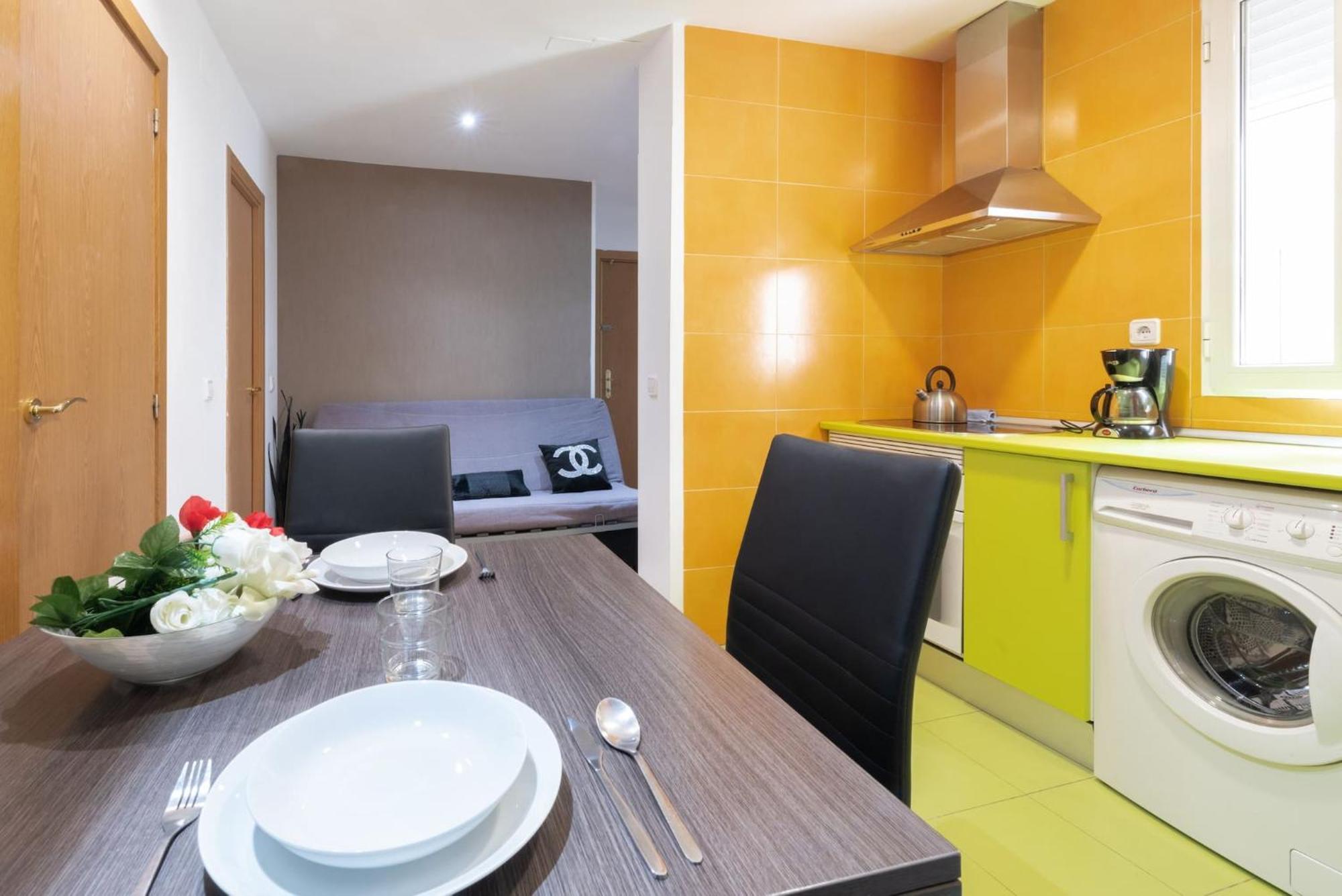 Apartamentos Day Madrid Ildefonso Centro Gran Via Sol Malasana Extérieur photo